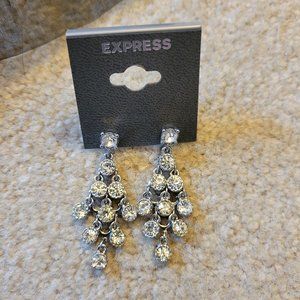 Express chandelier earrings (clear stones/silvertone)